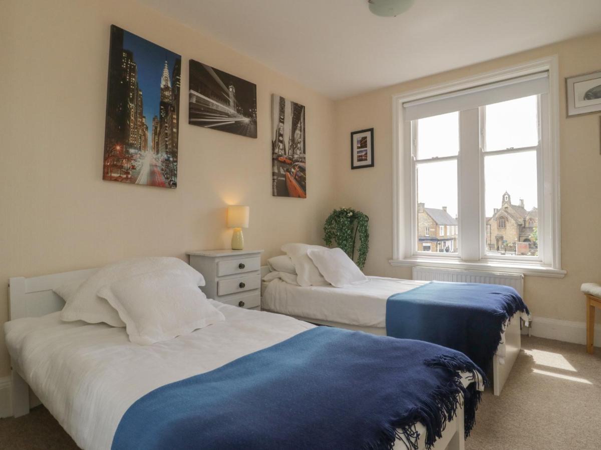 1 Abbey Court Apartment Sherborne  Ngoại thất bức ảnh